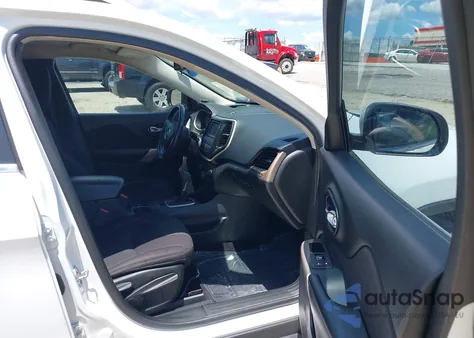 2017 Jeep Cherokee Latitude Fwd z USA, uszkodzony, nr VIN 1C4PJLCB9HD218839